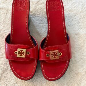 Tory Burch Red Patent Leather Slide Mules with Gold Logo | Size 9